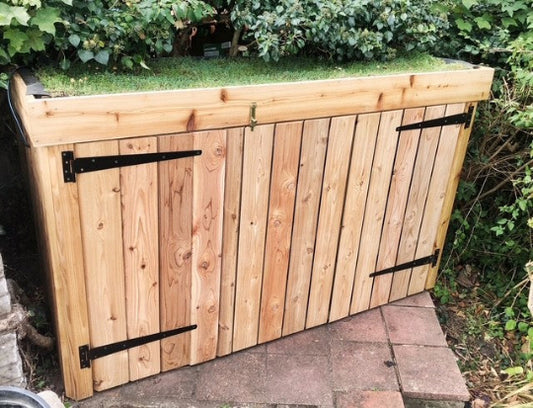 Wooden 2 or 3-in wheelie bin store with living sedum roof